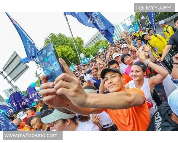 南京滑板队在马拉松大满贯中的团队协作表现精彩纷呈引人瞩目