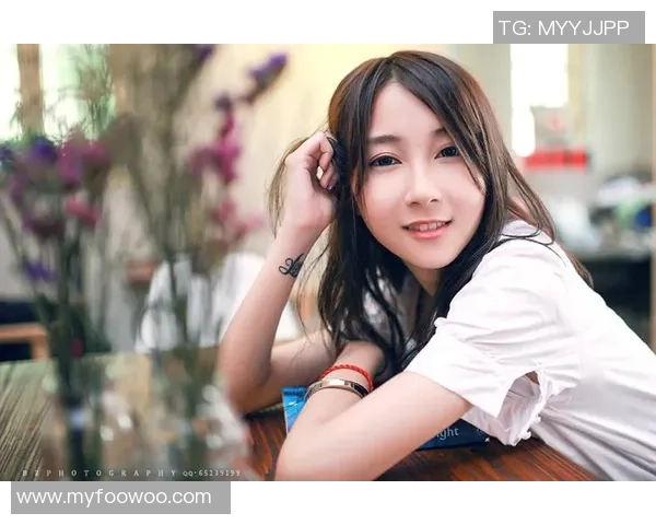 景菡一的成长之路：从青涩少女到职场精英的蜕变与追寻